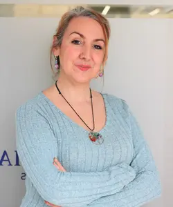 Jessica Jiménez, especialista en valoración comercial de vehículos en Segovia
